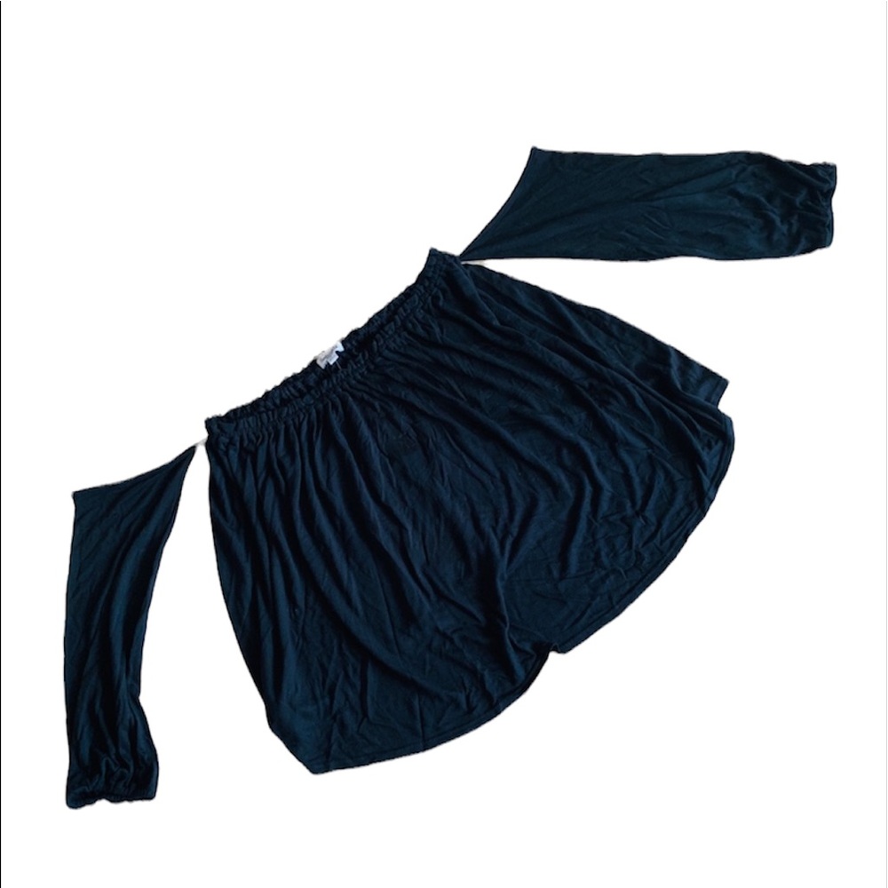 NEW, Splendid, Black/Off Shoulder Top, Size Medium